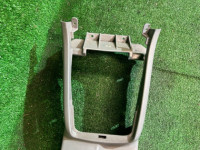 ช่องเก็บของและที่วางแขน SUBARU FORESTER OEM 92113FE100ND SG5 2007 GREY 61K