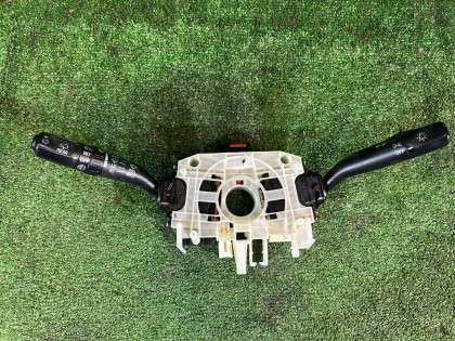 สวิตช์ก้านคอพวงมาลัย 83111SA092 SUBARU FORESTER