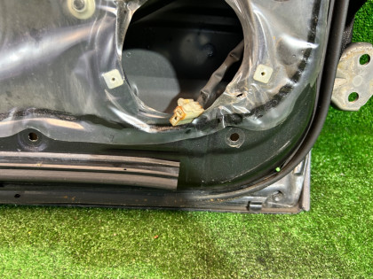 Puerta trasera izquierda Grey 61K SUBARU FORESTER OEM 60409SA0129P SG5 2007 GREY 61K