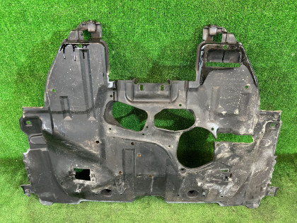 แผ่นกันใต้เครื่อง 56410SA090 SUBARU FORESTER