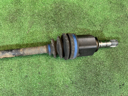 Front driveshaft SUBARU FORESTER OEM 28321SA031 SG5 2007 EJ205 AT