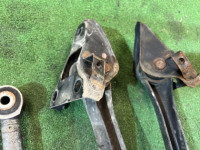 ปีกนกหลัง аллюминий SUBARU FORESTER OEM 20250SA030 20250SA090 20250SA050 SG5 2007 EJ205 AT