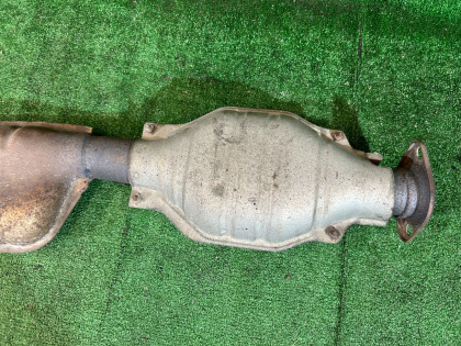 排气中段 SUBARU FORESTER OEM 44200SA080 SG5 2007 EJ205 AT