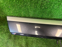 Friso da tampa da bagageira цвет 61K SUBARU FORESTER OEM 91112SA622WG SG5 2007 GREY 61K