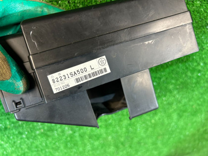 ヒューズボックス SUBARU FORESTER OEM 82231SA500 SG5 2007 EJ205 AT