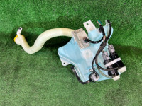 玻璃水壶 SUBARU LEGACY OEM 86631AJ020 BR9 2010 EJ253