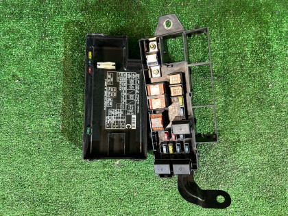 ヒューズボックス SUBARU LANCASTER OEM 82231AE000 BH9 1998 EJ254 AT