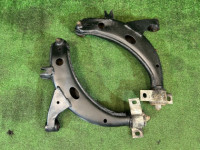 前摆臂 SUBARU LEGACY OEM 20200AA200 20200AA210 BG5 1998 EJ20DD AT
