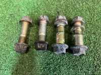 น็อตปรับศูนย์ล้อหน้า SUBARU LANCASTER OEM 20540AA090, 20540AA100 BHE BH9 BH5 BE5 BE9 BEE 1998 EJ254 AT