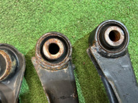 Brazos de suspensión traseros SUBARU LANCASTER OEM 20250AE030, 20250AE050, 20250AE010, 20250AE000 BHE BH9 1998 EJ254 AT