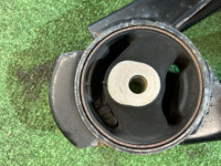 Подушка двс Задняя TOYOTA PRIUS OEM 1237137090 ZVW30 2013 2ZRFXE