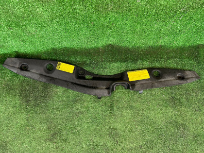 แผงปิดโครงหน้าหม้อน้ำ 53289-47032 TOYOTA PRIUS