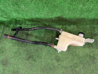 ถังพักน้ำหม้อน้ำ TOYOTA PRIUS OEM 16480-28080 ZVW30 2013 2ZRFXE