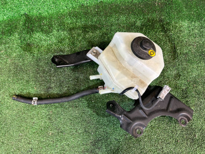 Brake fluid reservoir 4722047050 TOYOTA PRIUS