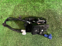 Cerradura del portón TOYOTA PRIUS OEM 69350-47040 ZVW30 2013 SILVER 1F7