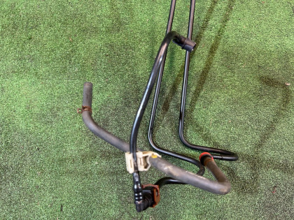 ท่อน้ำมันเชื้อเพลิง TOYOTA PRIUS OEM 77251-47100 ZVW30 2013 2ZRFXE