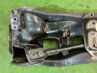 フロントメンバー с распорками SUBARU LEGACY OEM 20101AE030 BH5 2002 EJ206 AT