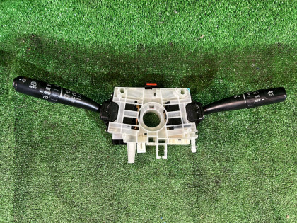 组合开关 гитара SUBARU LEGACY OEM 83111AE540 BH5 2002 EJ206 AT