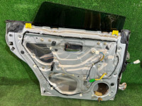 Porta traseira esquerda цвет 01G SUBARU LEGACY OEM 60400AE410 BH5 2002 SILVER 01G