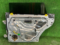 ประตูหลังขวา цвет 01G SUBARU LEGACY OEM 60400AE400 BH5 2002 SILVER 01G