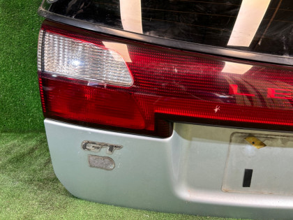 バックドア цвет 01G SUBARU LEGACY OEM 60800AE040 BH5 2002 SILVER 01G