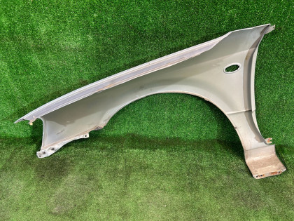 右フロントフェンダー цвет 01G SUBARU LEGACY OEM 57120AE001 BH5 2002 SILVER 01G
