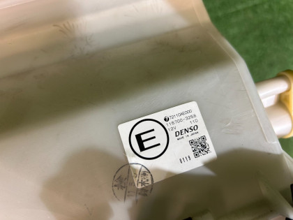 Heater unit SUBARU LEGACY OEM 72110AE000 BH5 2002 EJ206 AT