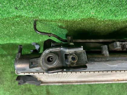 หม้อน้ำ SUBARU LEGACY OEM 45111FE111 BH5 2002 EJ206 AT
