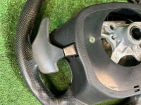 พวงมาลัย MOMO STI с лепестками. SUBARU LEGACY OEM 34311AE100 BH5 2002 SILVER 01G