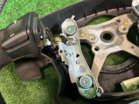 พวงมาลัย MOMO STI с лепестками. SUBARU LEGACY OEM 34311AE100 BH5 2002 SILVER 01G
