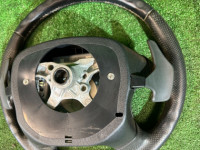 พวงมาลัย MOMO STI с лепестками. SUBARU LEGACY OEM 34311AE100 BH5 2002 SILVER 01G