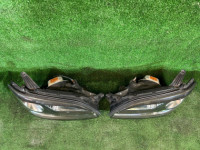 ไฟหน้า Ксенон + реснички SUBARU LEGACY OEM 84001AE300 84001AE310 BH5 2002