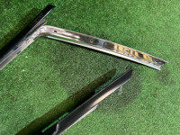 คิ้วกันสาดประตู SUBARU LANCASTER OEM 63531AE020 63531AE030 BHE 2001 WHITE PEARL 07C / 081