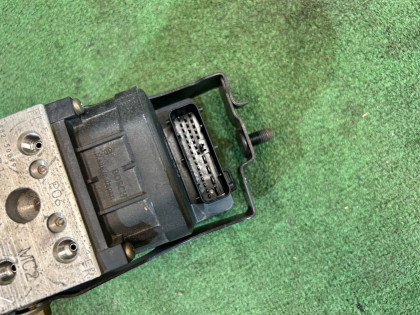 กล่อง ABS SUBARU LANCASTER OEM 27539AE061 BH9 BE9 2003 EJ254 AT