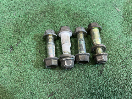 Front camber bolts SUBARU LANCASTER OEM 20540AA090 20540AA100 BHE BH9 BH5 BE5 BE9 BEE 2003 EJ254 AT