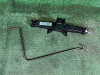 แม่แรง высокий SUBARU LANCASTER OEM 97030AC061 BH9 2003