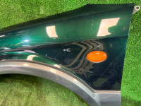 บังโคลนหน้าซ้าย цвет 1U6 SUBARU LANCASTER OEM 57120AE031 BH9 2003 GREEN / GREY 1U6