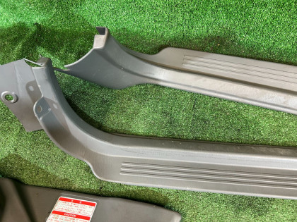 คิ้วชายบันได SUBARU LANCASTER OEM 94060AE000ML 94060AE010ML 94061AE120ML 94061AE010ML BH9 2003 GREEN / GREY 1U6