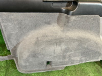 Revestimento da bagageira SUBARU LANCASTER OEM 94047AE020AC 94047AE030AC 95066AE020OC BHE BH9 BH5 2003 GREEN / GREY 1U6