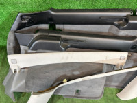 Revestimento da bagageira SUBARU LANCASTER OEM 94047AE020AC 94047AE030AC 95066AE020OC BHE BH9 BH5 2003 GREEN / GREY 1U6