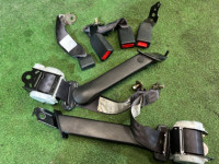 เข็มขัดนิรภัยด้านหลัง 64660AE000ML 64660AE010ML SUBARU LANCASTER