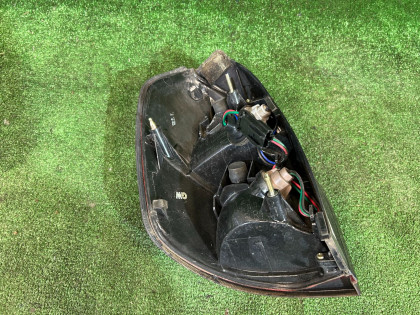 ไฟท้ายขวา SUBARU LANCASTER OEM 84201AE081 BH9 2003