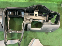 คอนโซลหน้า SUBARU LANCASTER OEM 66045AE000ML 66075AE000ML 66050AE330ML 66180AE000 66060AE360 BHE BH9 BH5 2003 GREEN / GREY 1U6
