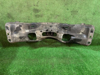 Travessa dianteira SUBARU LANCASTER OEM 20101AE013 BHE BEE 2001 EZ30 AT