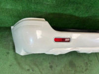 后保险杠 цвет 07C SUBARU LANCASTER OEM 57703AE080MQ , 57711AE040 BHE BH9 2001 WHITE PEARL 07C / 081