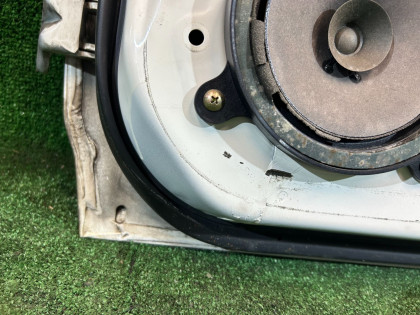 Porta traseira direita цвет 07C SUBARU LANCASTER OEM 60400AE420 BHE BH9 2001 WHITE PEARL 07C / 081