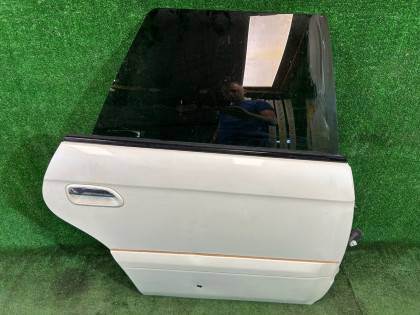 ประตูหลังขวา цвет 07C 60400AE420 SUBARU LANCASTER