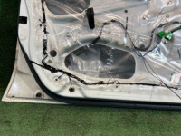 ประตูหน้าซ้าย цвет 07C SUBARU LANCASTER OEM 60009AE050 BHE BH9 2001 WHITE PEARL 07C / 081