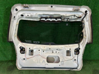 Porta da bagageira цвет 07C SUBARU LANCASTER OEM 60800AE040, 63011AE010, 84251AE060 BHE BH9 BH5 2001 WHITE PEARL 07C / 081