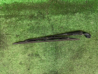 Limpa-vidros traseiro SUBARU LANCASTER OEM 86532AC290 BH9 2001